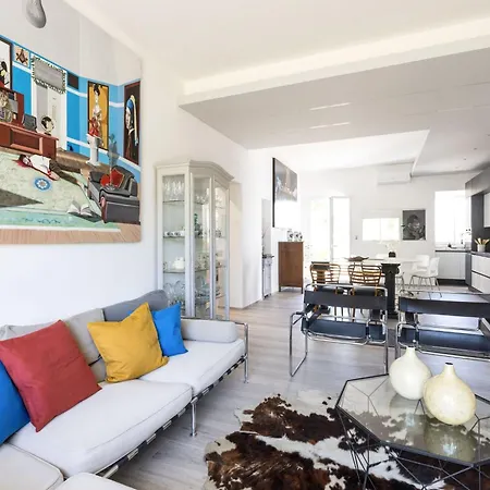 Italian Experience-art&sea House